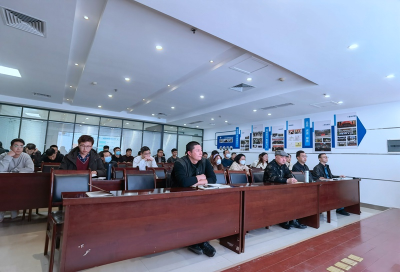 新年學習正當時——農達生化營銷知識培訓會(圖2) 新年學習正當時——農達生化營銷知識培訓會(圖2)